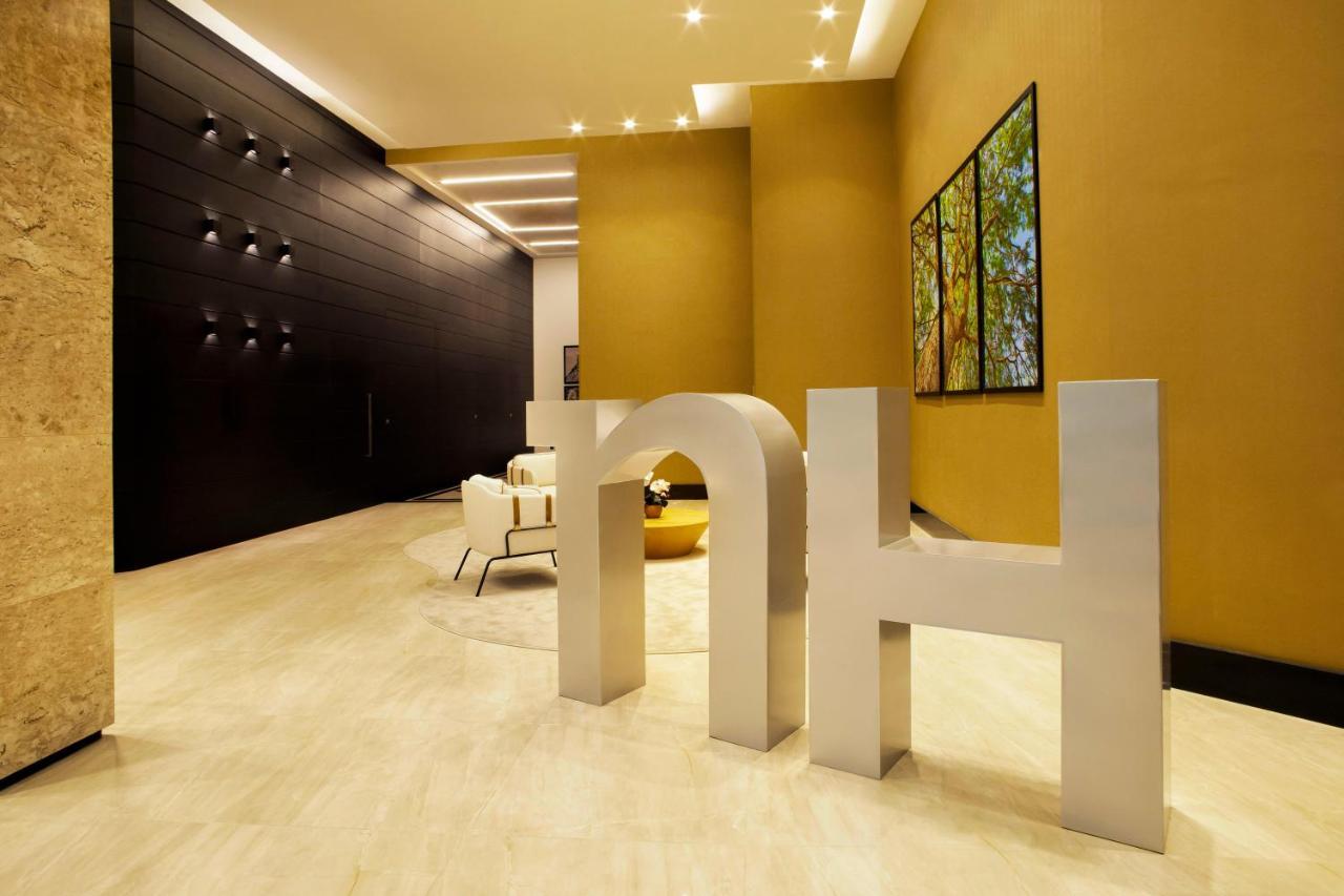 Nh Hotel 费拉迪圣安娜 外观 照片